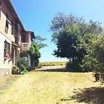 度假居 Cascina Baracico, Circondati Dalla Natura
