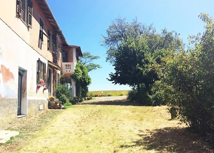 Ferienhaus Cascina Baracico, Circondati Dalla Natura